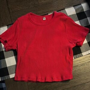 Uniqlo Ribbed Crew Crop Tee - Red
